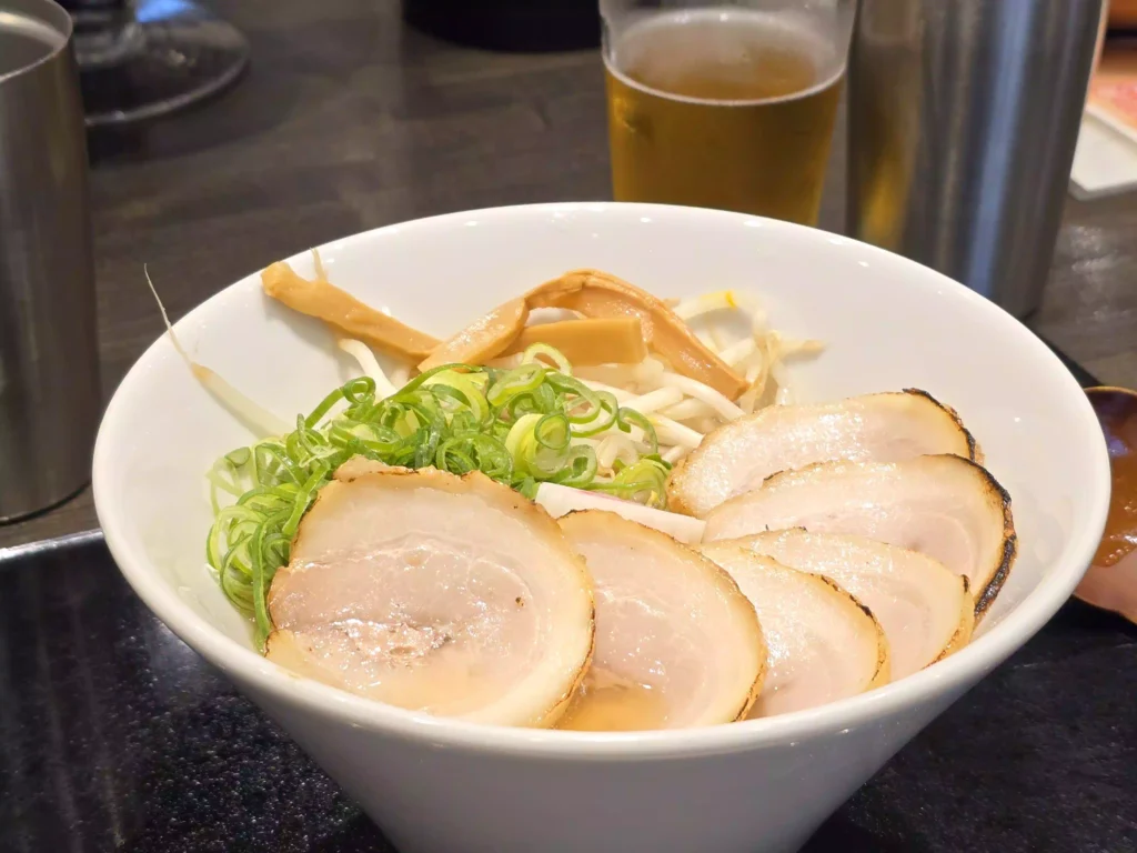 교토 잇슨보시 라멘의 차슈 라멘 Kyoto Issunboshi Ramen's Chashu Ramen