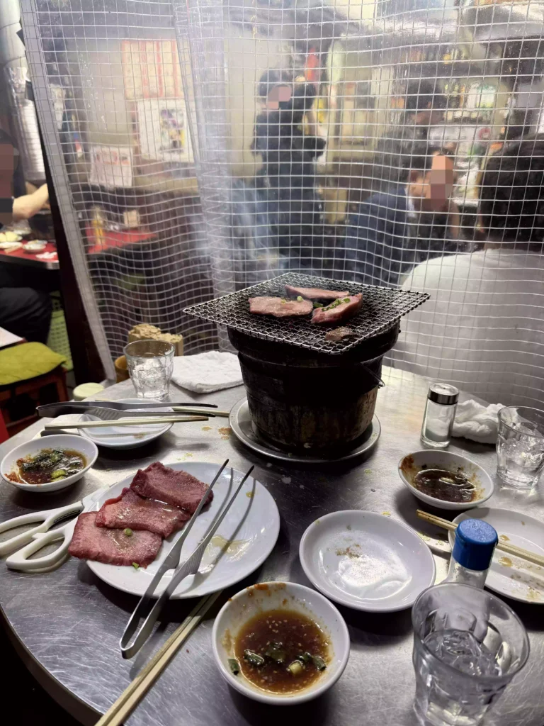 스미비야키 호루몬 카라카라테이 우설 Sumibiyaki, Horumon, Karakaratei, Beef Tongue