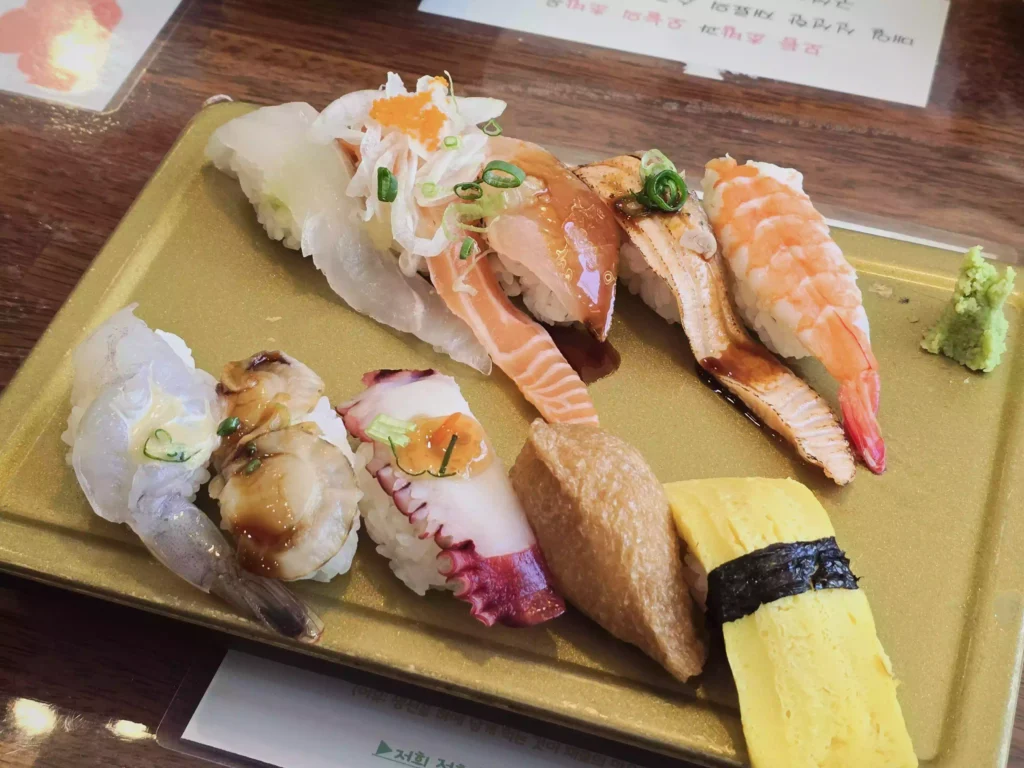 진해 정희옥스시 10피스 Jinhae Jeonghuiok Sushi 10 Pieces